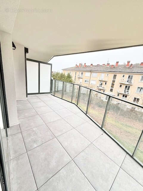 Appartement à DIVONNE-LES-BAINS