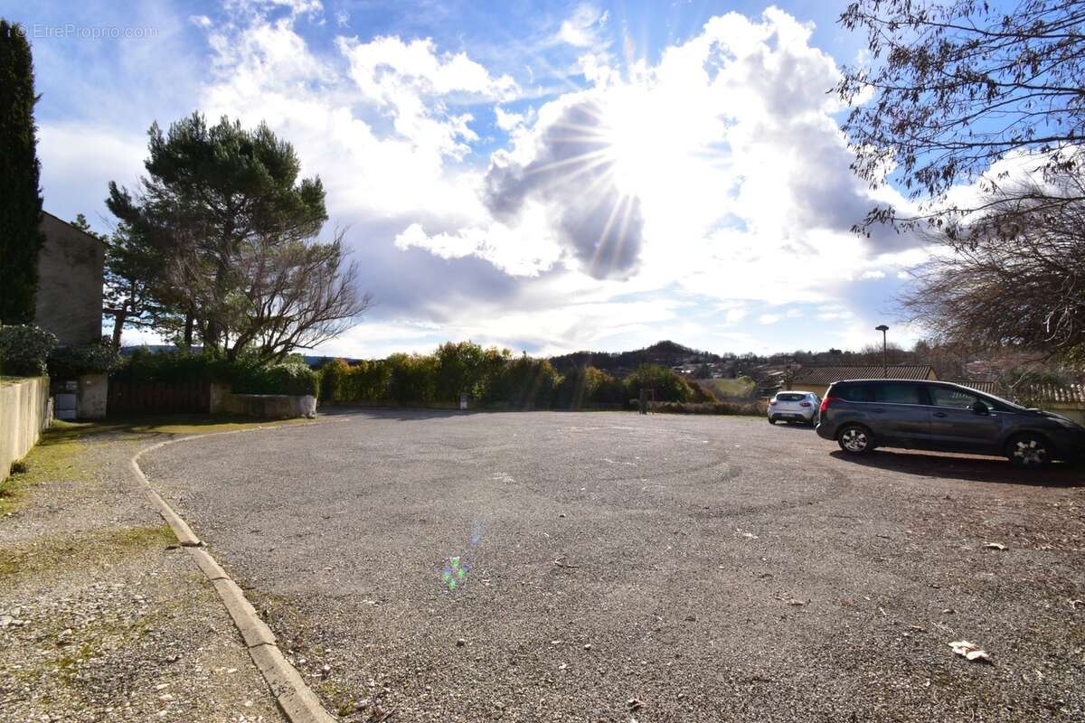 VILLA de plain-pied de 143 m² avec piscine sur 1 378 m² de terrain clos - photo 30