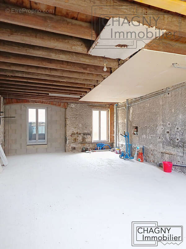 Appartement à CHAGNY