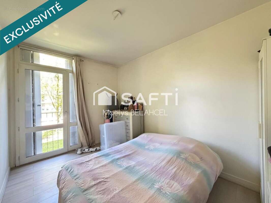 Photo 6 - Appartement à RIS-ORANGIS