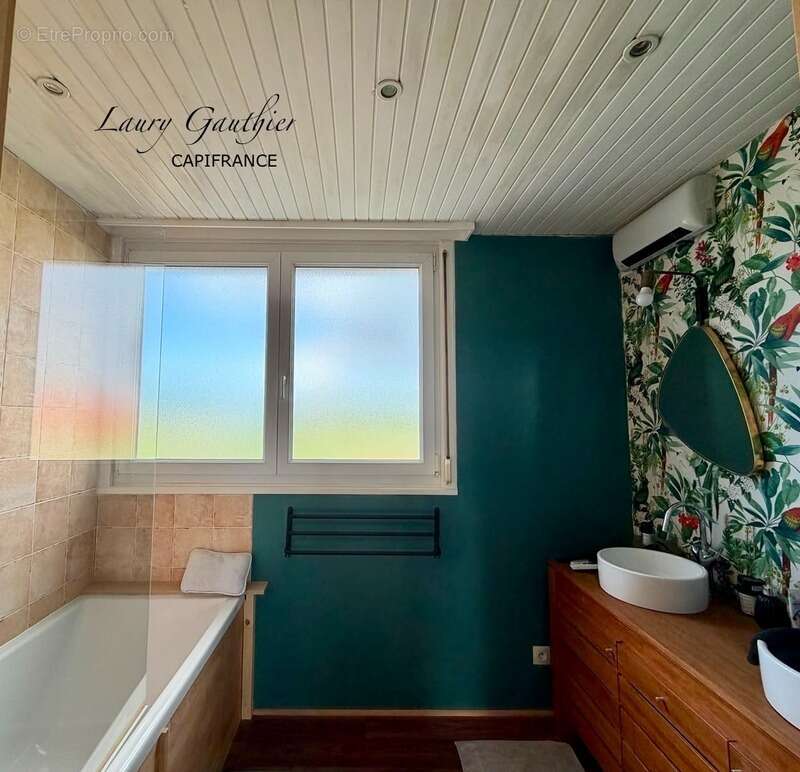 Maison familiale de 98 m² à Comines – 4 PIÈCES  Un lieu où il fait bon vivre - photo 10