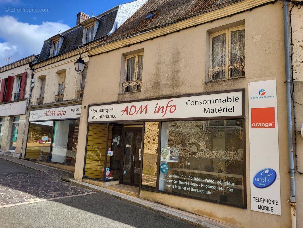 Commerce à MONDOUBLEAU