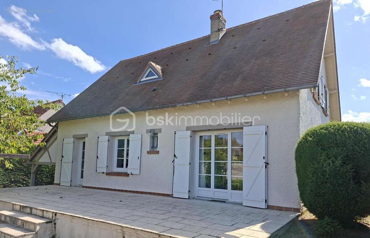Maison à CHECY