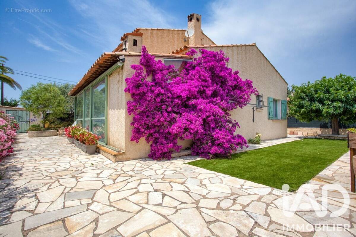 Photo 1 - Maison à SAINT-RAPHAEL
