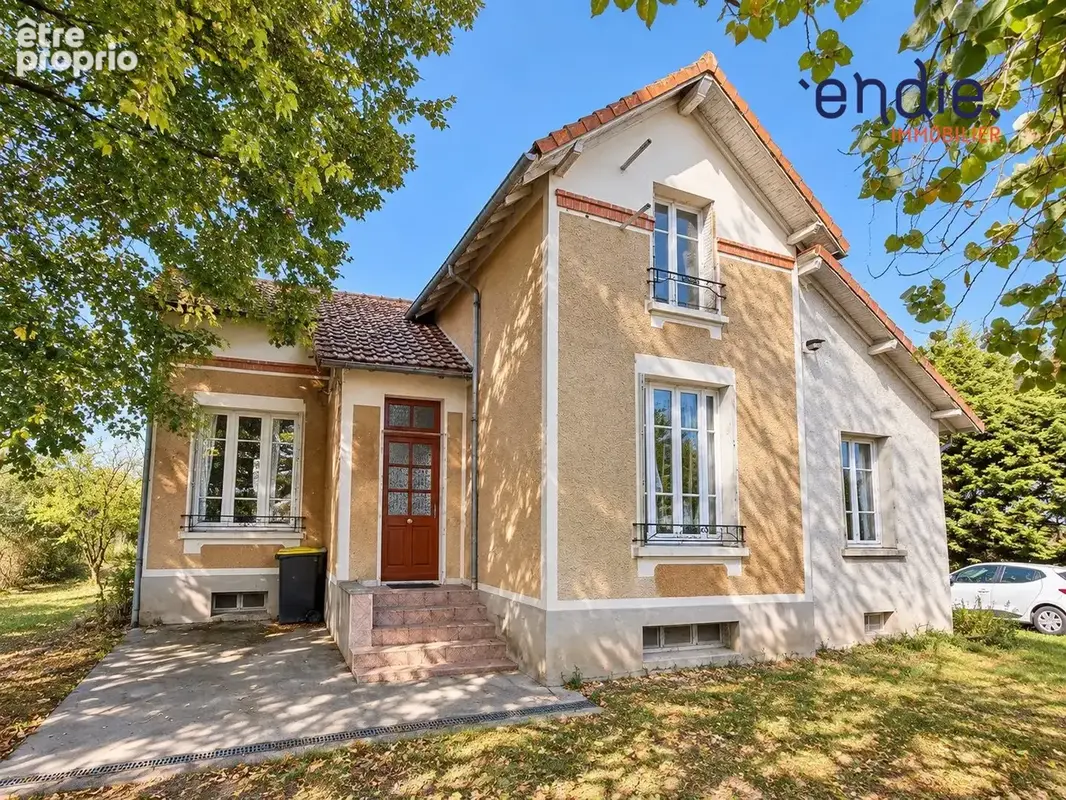 Photo Maison à La Ferte-Hauterive au prix de 100 000€