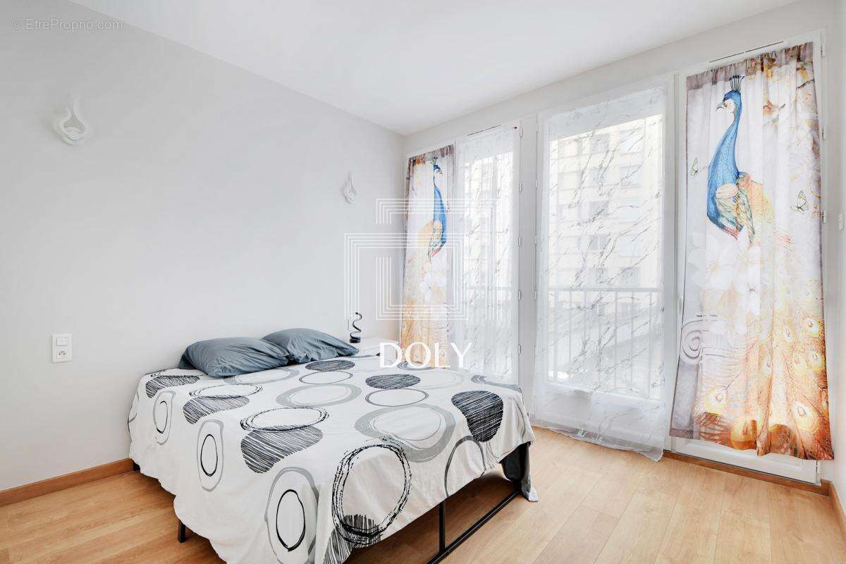 Appartement à ISSY-LES-MOULINEAUX