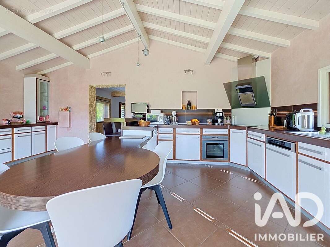 Maison 165 m² à Arenthon  - photo 8
