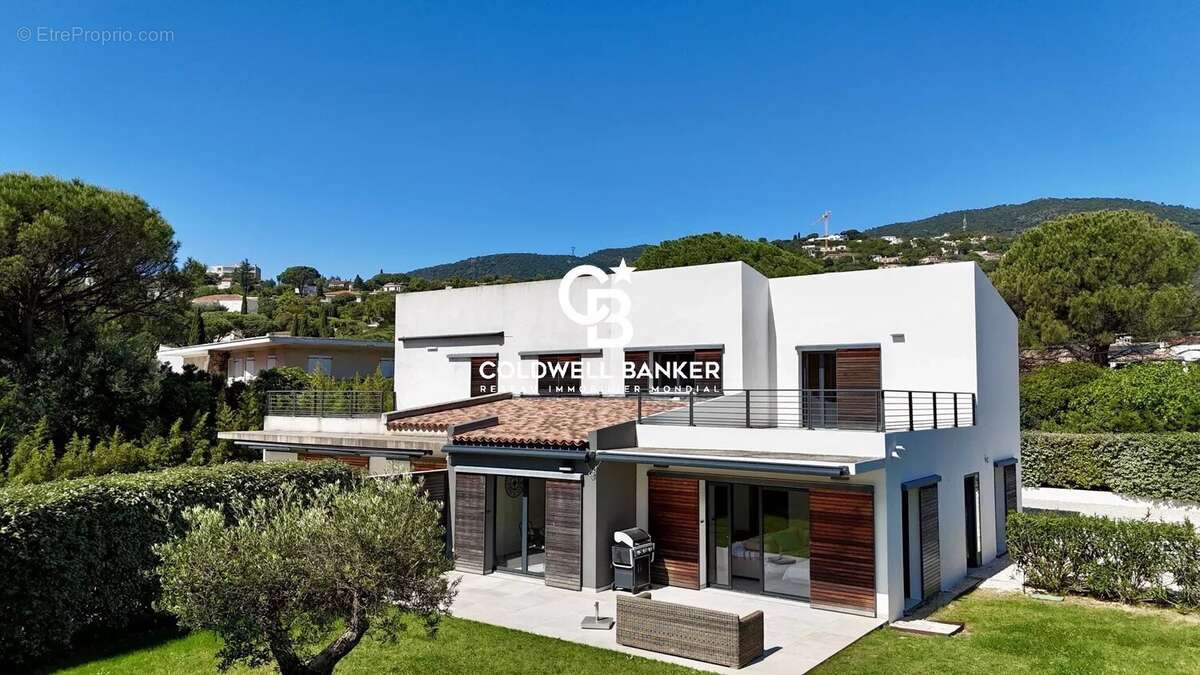 Maison à CAVALAIRE-SUR-MER