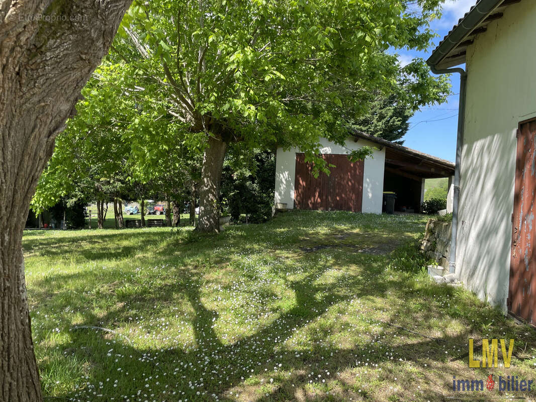 Maison à SAINTE-COLOMBE
