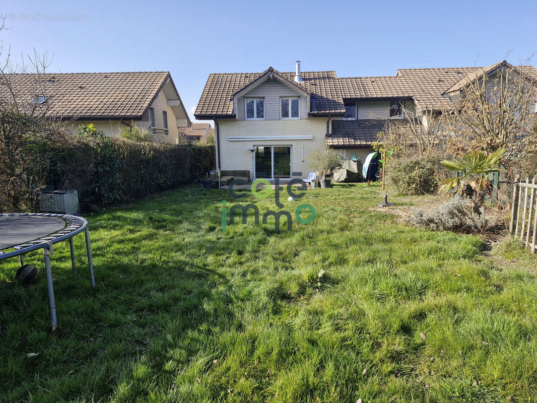 Maison à ANTHY-SUR-LEMAN
