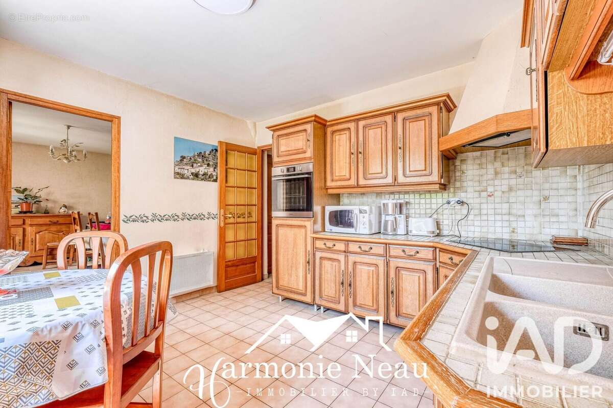 Maison 132 m² à Coubron  - photo 9