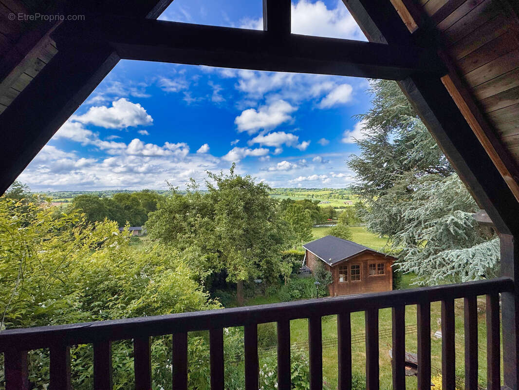 Maison à PONT-L&#039;EVEQUE