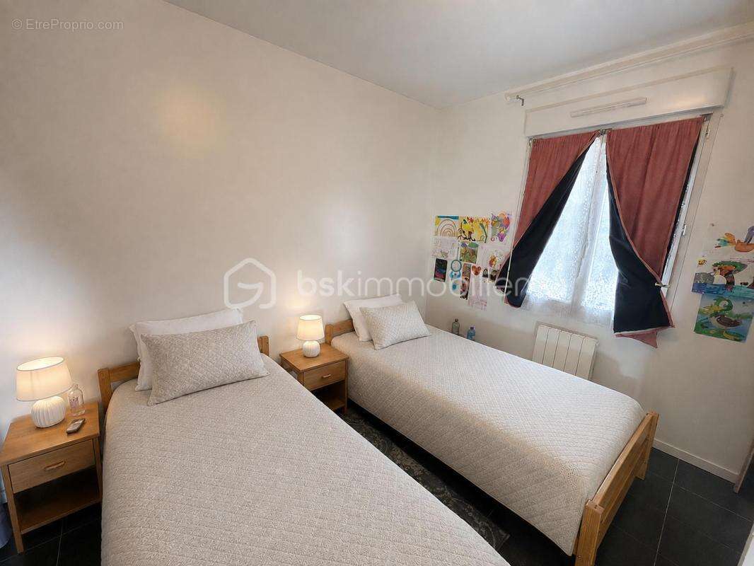 Maison de plain-pied 76 m² – 2 chambres – Jardin de 668 m² – Vendue louée – Rétaud - photo 6