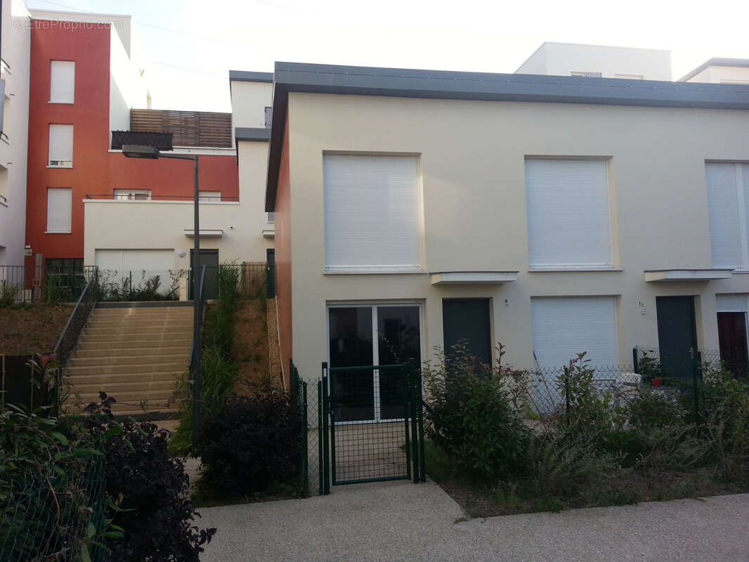 Appartement à VILLEMOMBLE