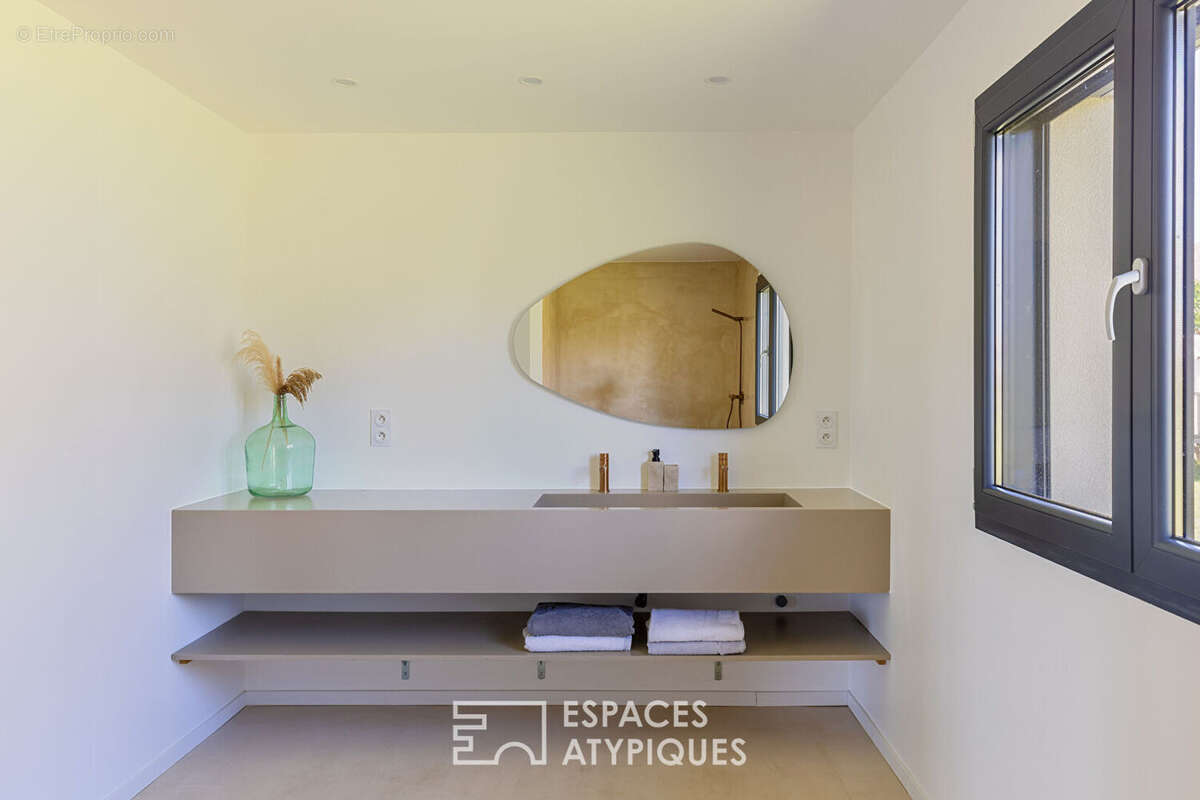 Maison à WOLFERSDORF