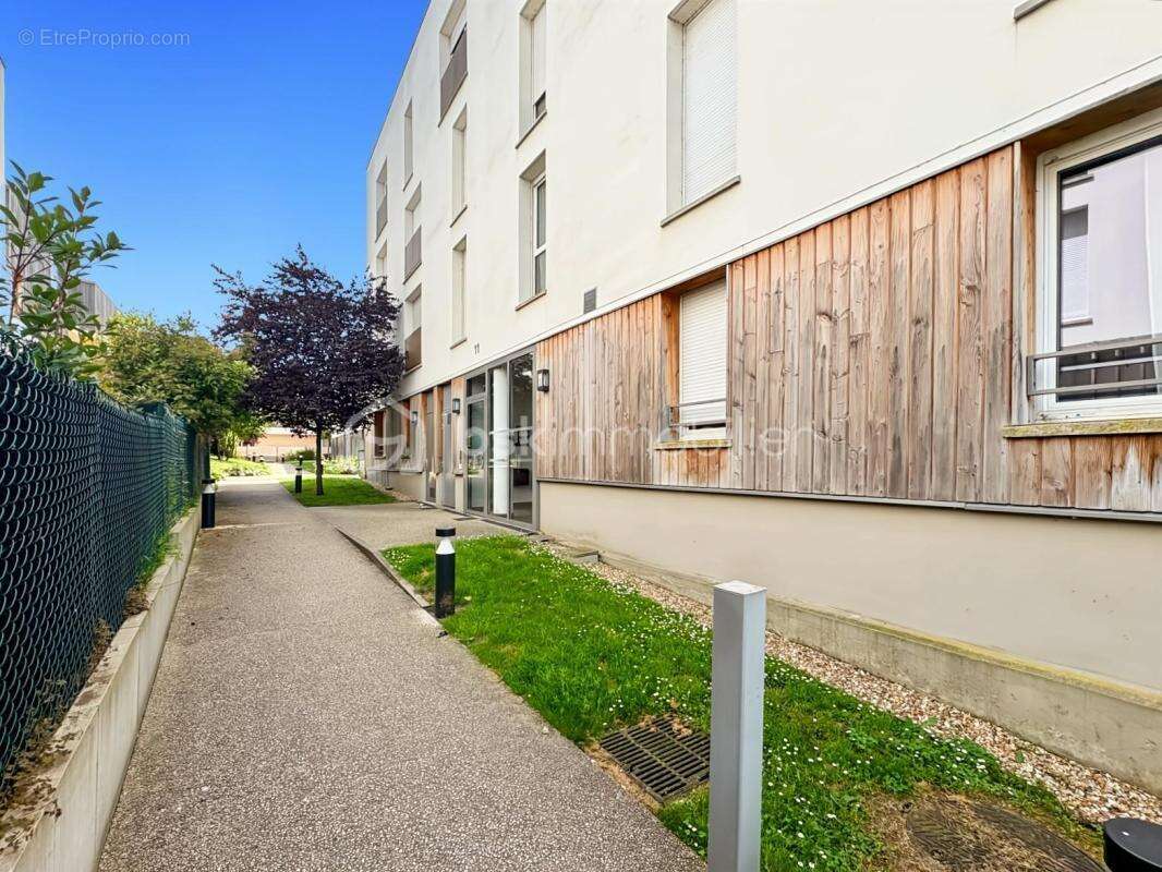 Appartement 57 m² à Eragny  - photo 11