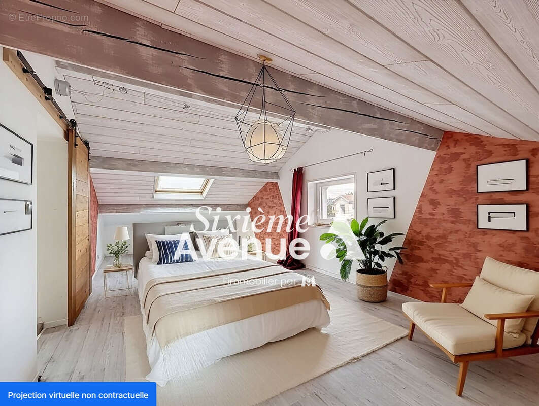 Maison à DECINES-CHARPIEU