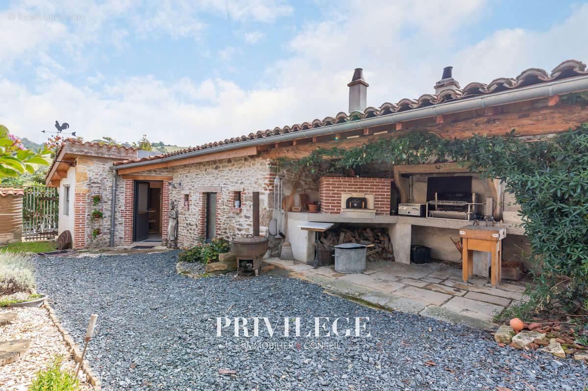 Maison à LENTILLY