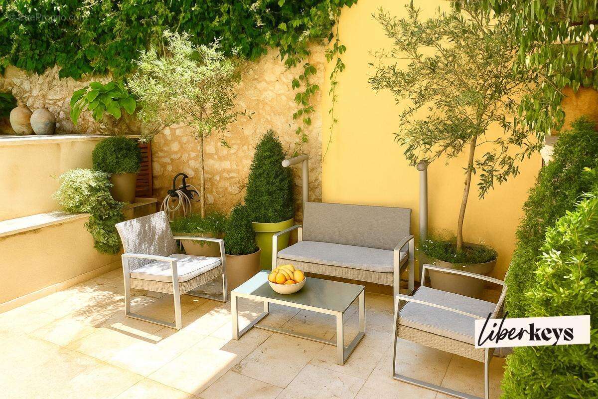 Appartement à MOUSTIERS-SAINTE-MARIE