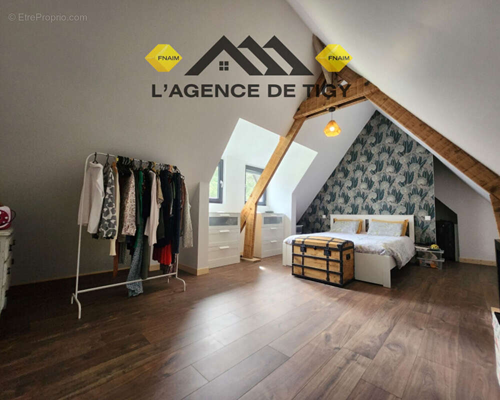 Maison à VIENNE-EN-VAL