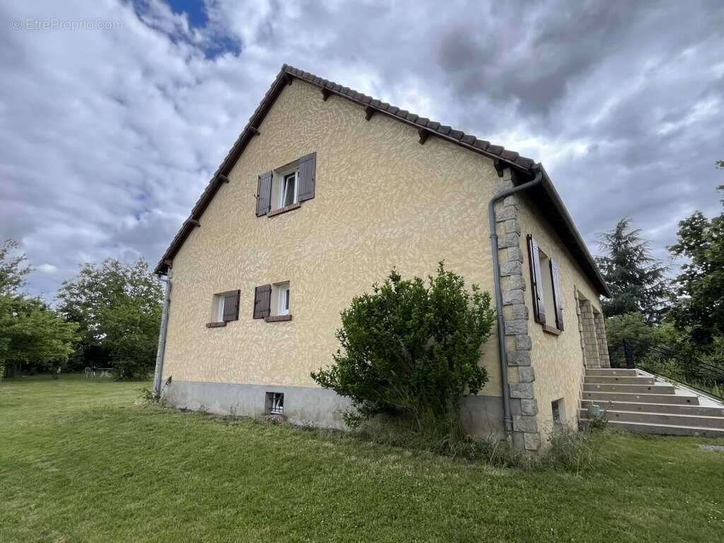 Maison à AUBIGNY-SUR-NERE