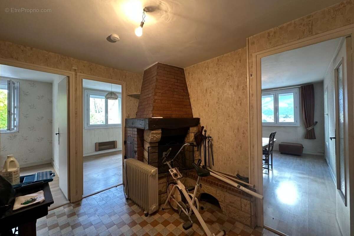 Appartement à SAINT-EGREVE