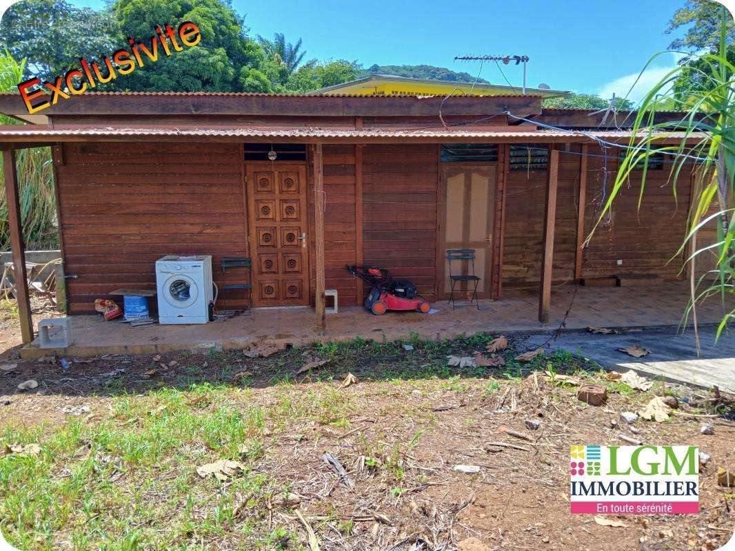 Maison à REMIRE-MONTJOLY