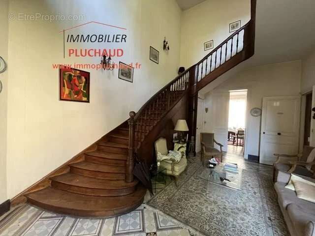 "Hotel Particulier " hyper centre de PARAY - photo 3