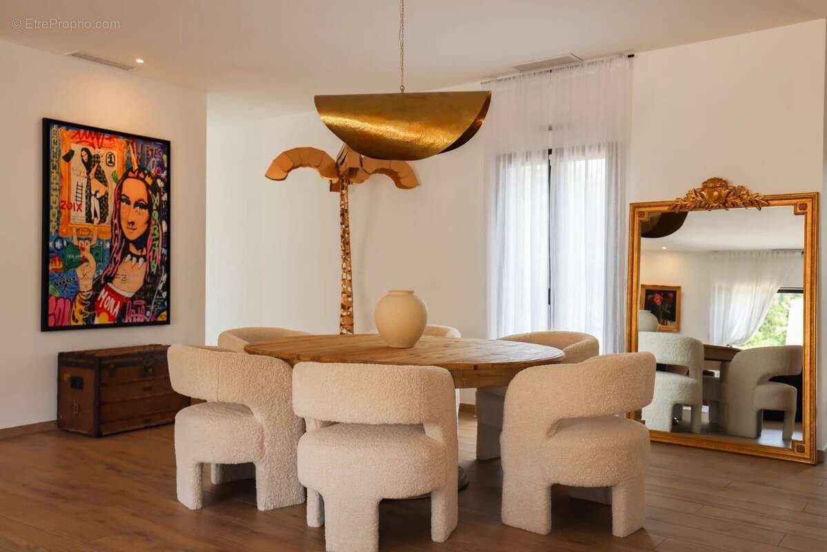 Maison 175 m² à Vallauris  - photo 7