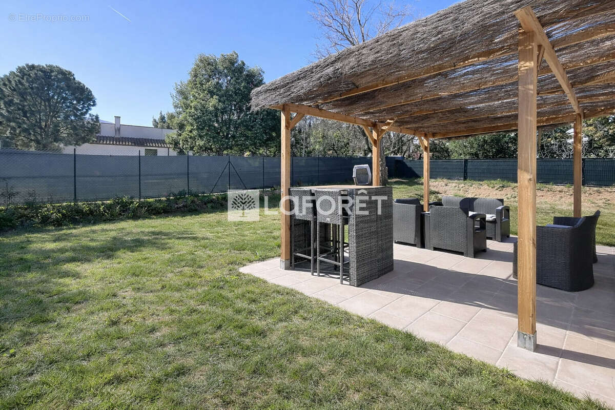 Maison à LAROQUE-DES-ALBERES