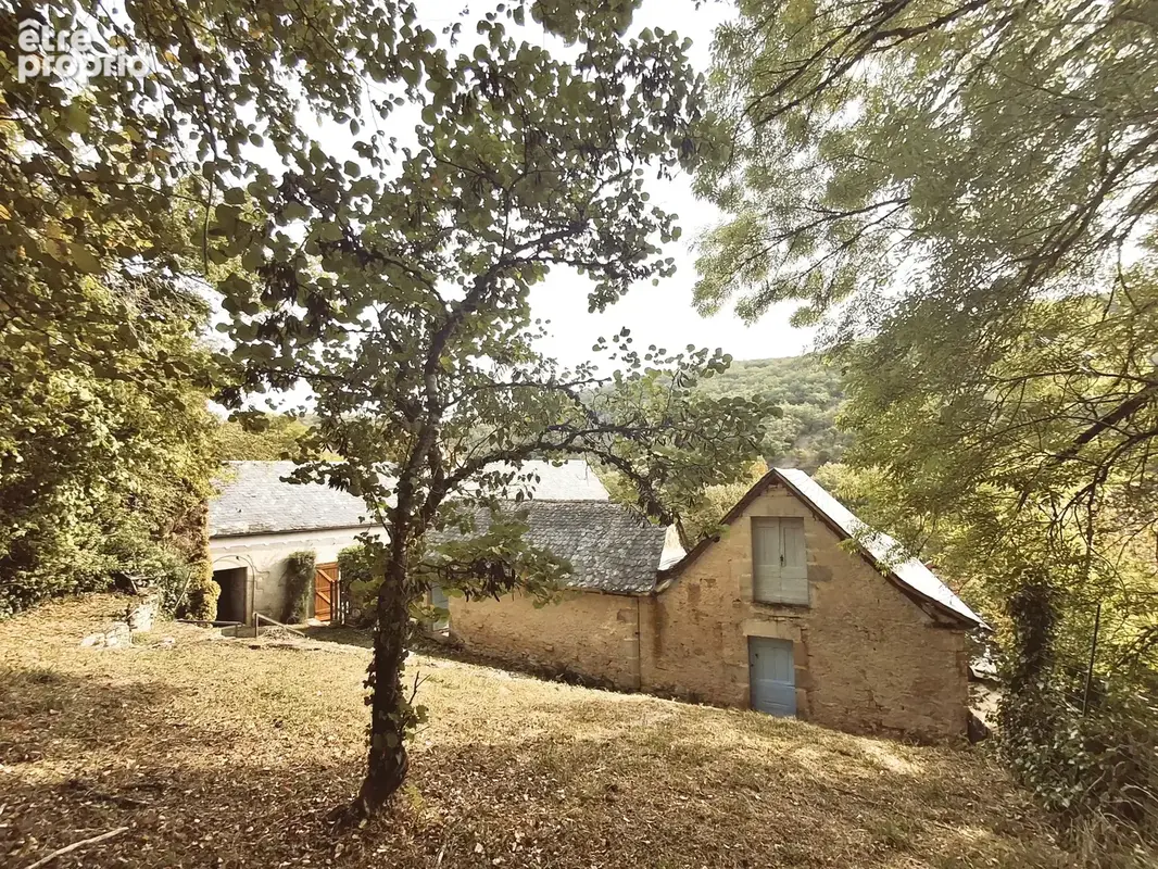 Une maison pleine de charme, prête à emménager, avec un beau potentiel d’aménagement - photo 2