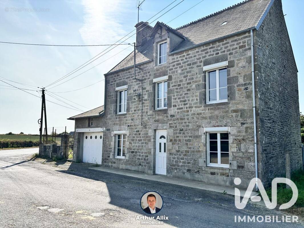 Photo 1 - Maison à VALCANVILLE