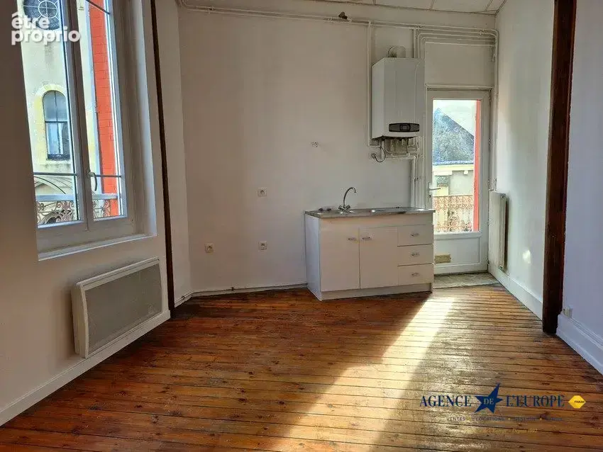 Appartement 34 m² à Vichy  - photo 5
