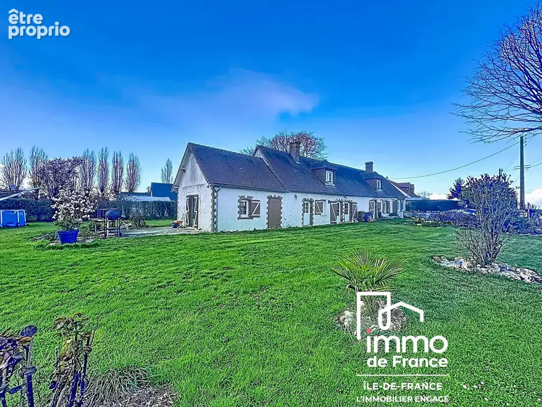 Maison à COURVILLE-SUR-EURE