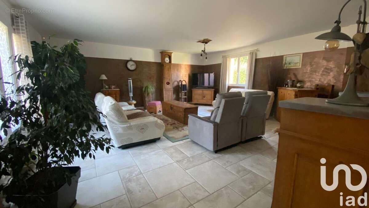 Photo 3 - Maison à MONTELIMAR