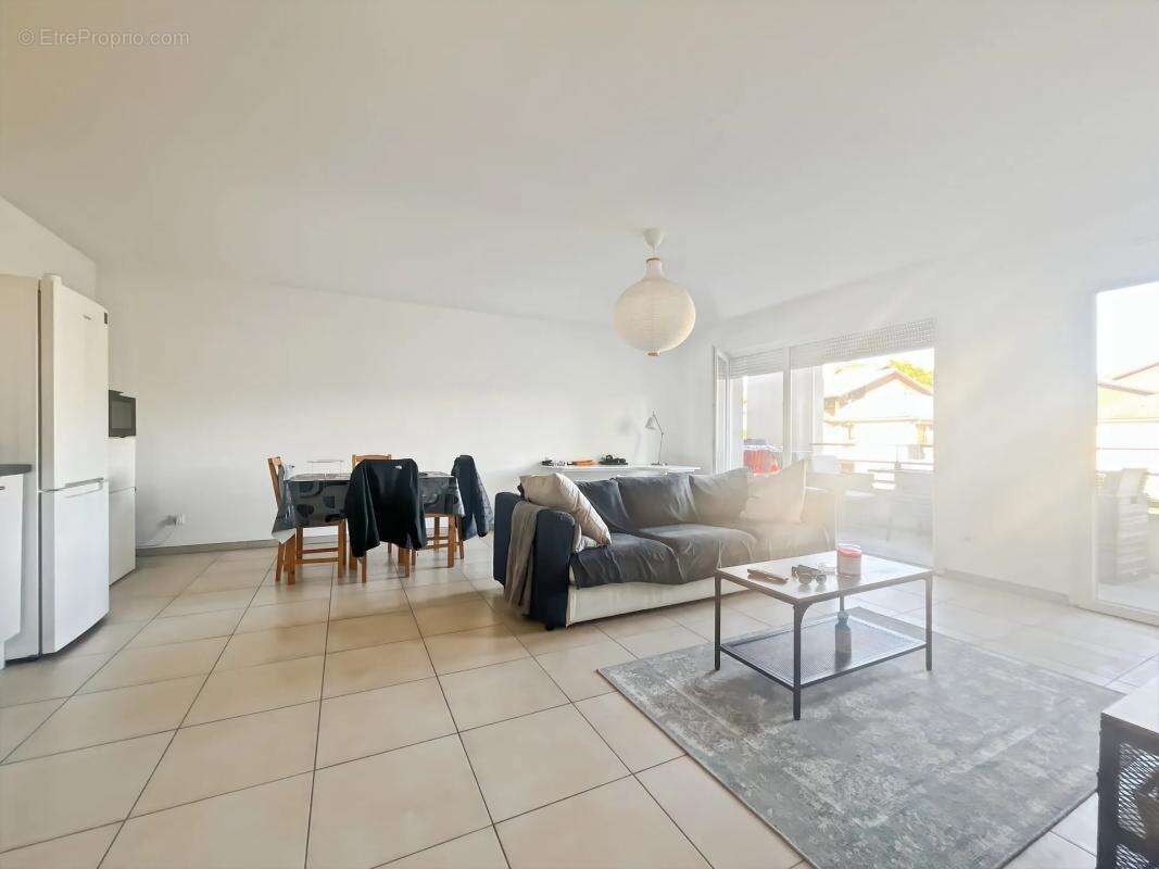 Appartement à PREVESSIN-MOENS