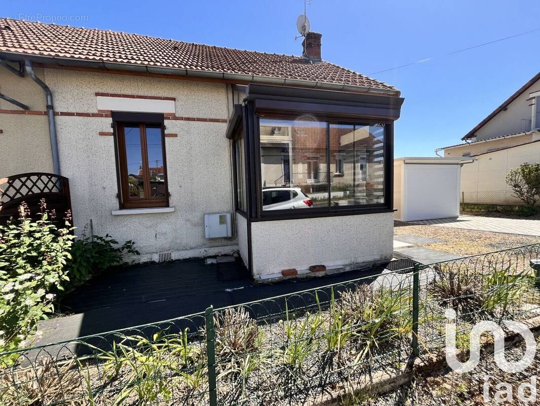 Photo 1 - Maison à BOURBON-LANCY