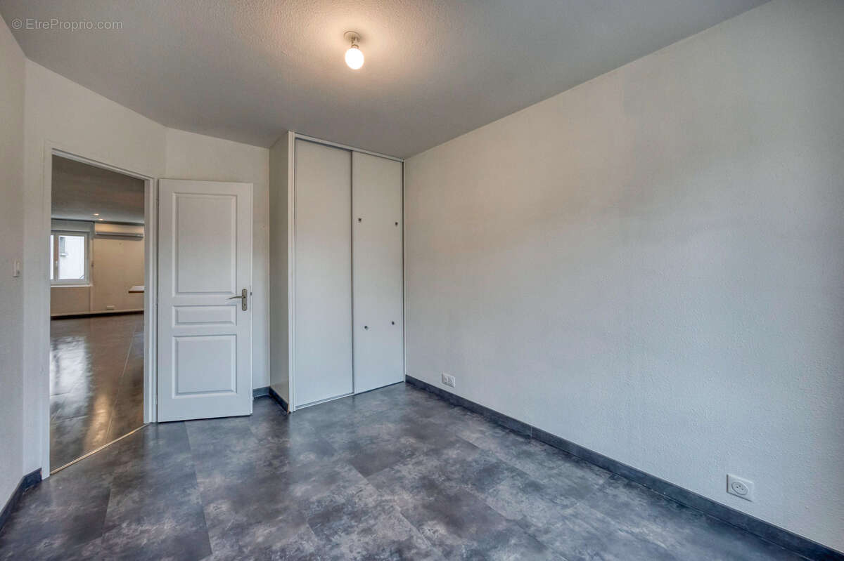 Appartement à MOIRANS