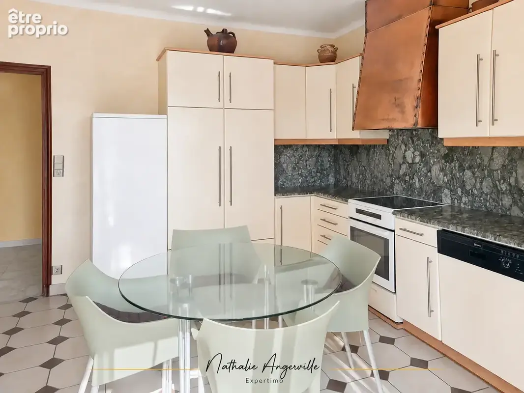 La Primaube   Maison 205 m2, potentiel 3 logements, terrain 1 817 m2 - photo 2