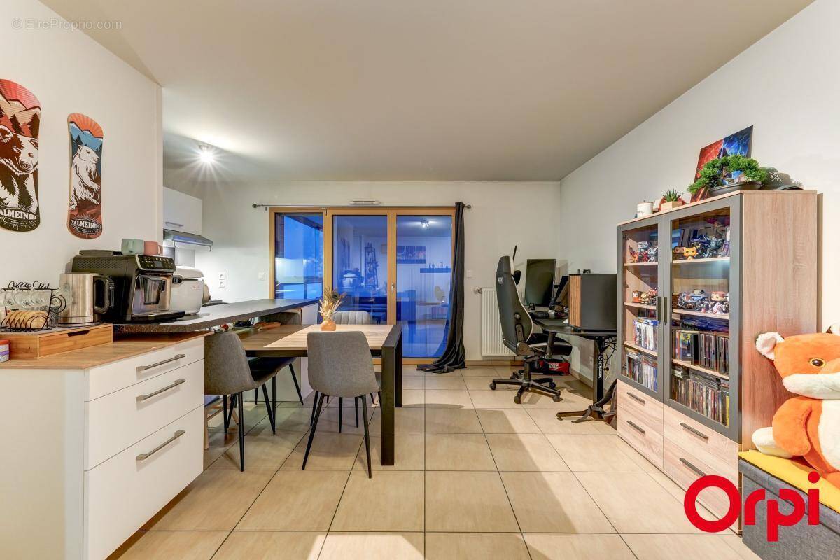 Appartement à LYON-8E