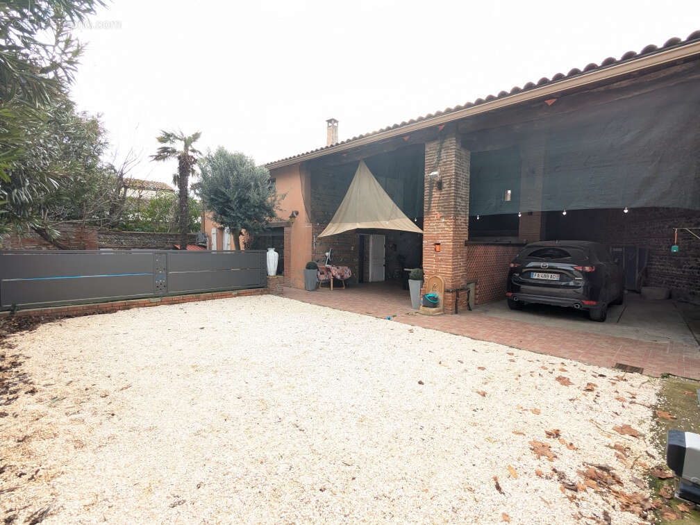 Maison à VILLENEUVE-TOLOSANE