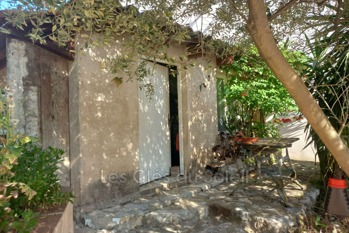 Maison à LA VALETTE-DU-VAR