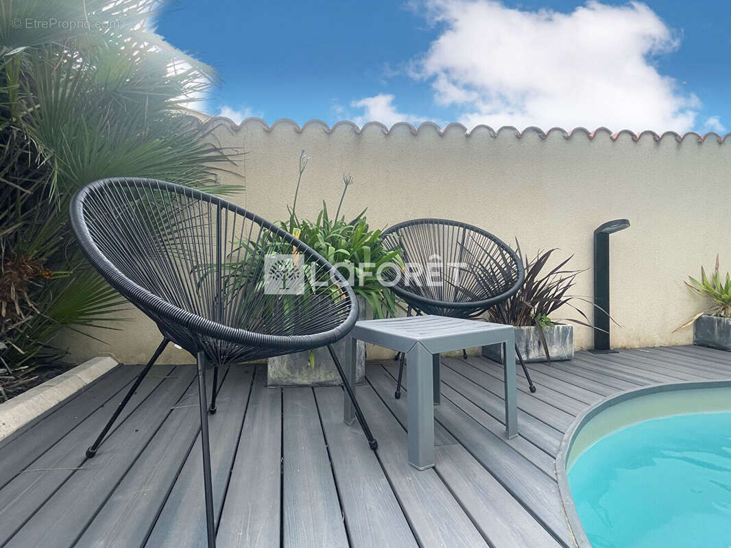 Maison à SAINT-GEORGES-DE-DIDONNE