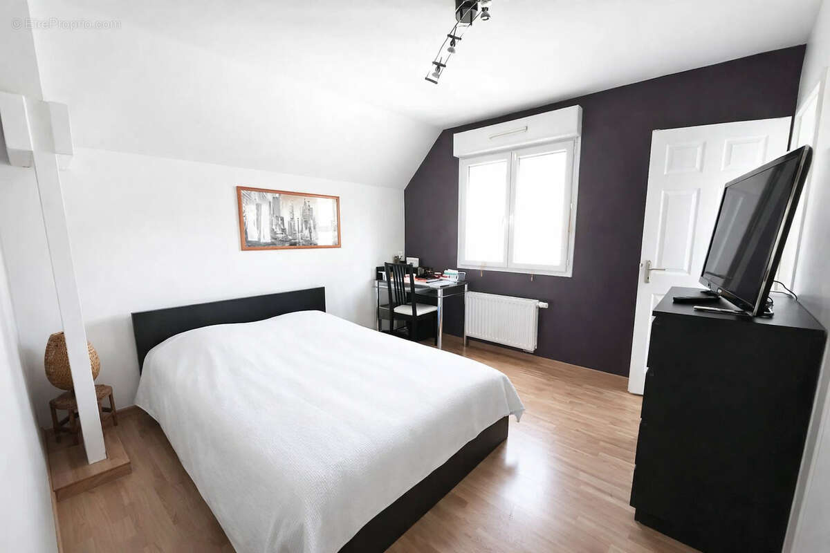 Maison à MONTLIGNON