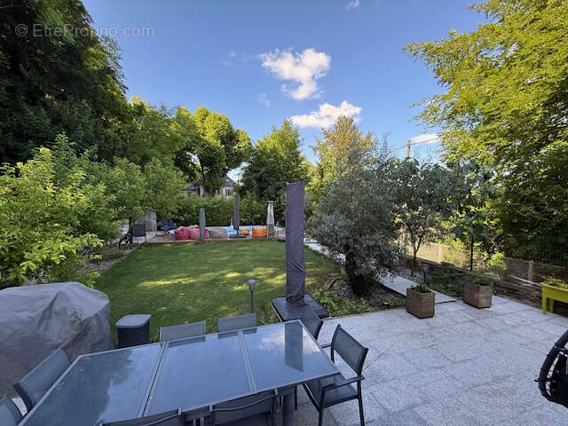 Maison à L&#039;ISLE-ADAM