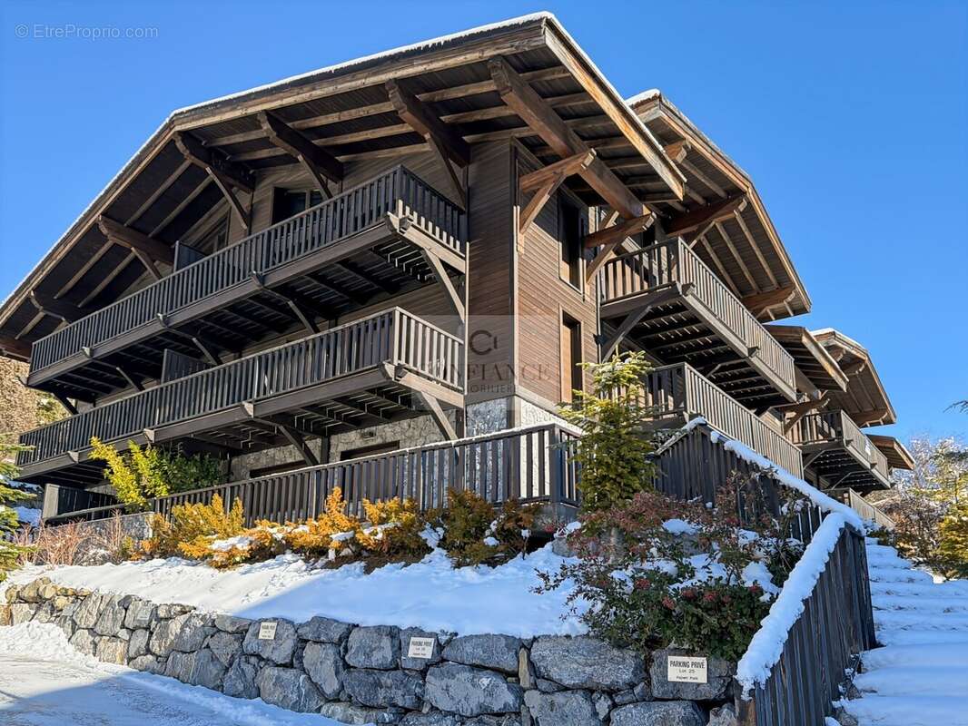 Appartement à SAINT-ETIENNE-DE-TINEE