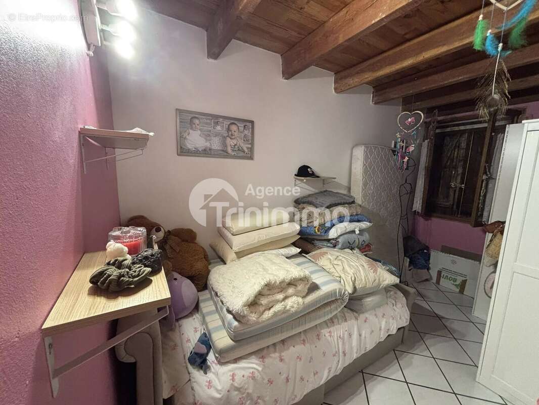 Maison à CONTES