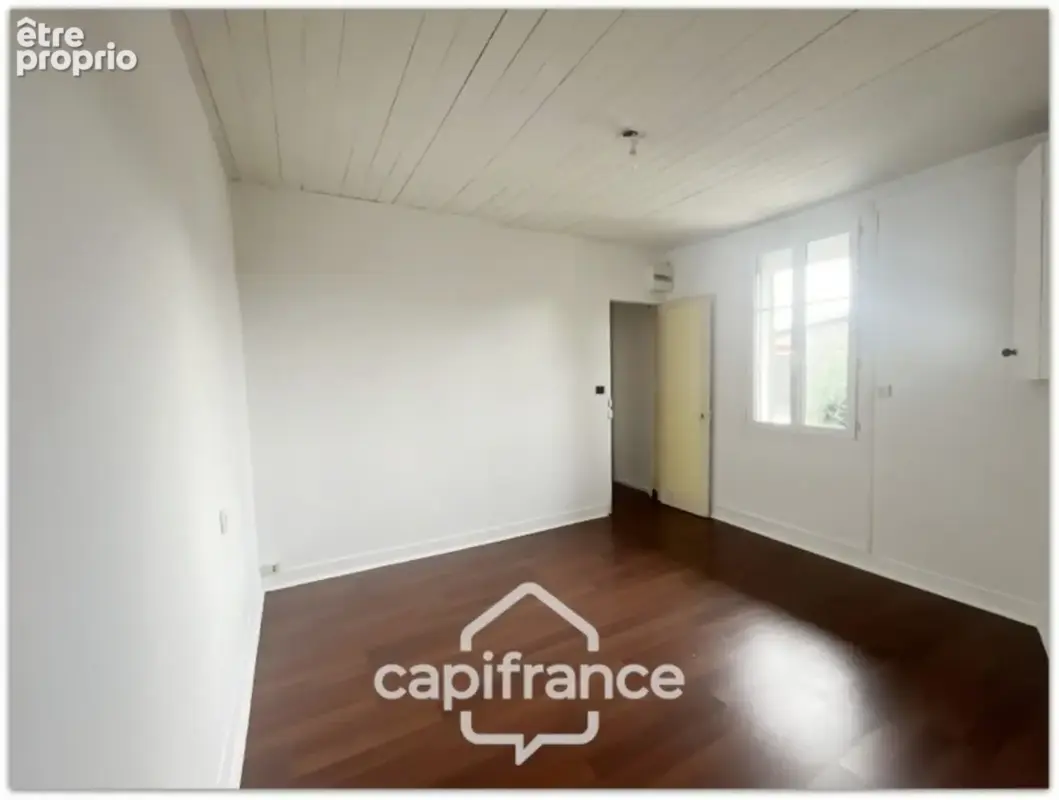 Maison 5 pièces, 3 chambres, terrain de 540 m² et dépendance - photo 7