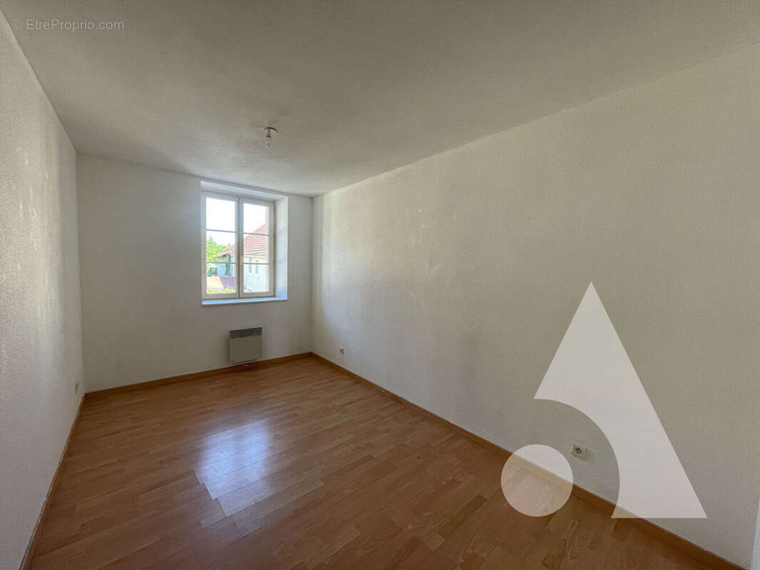 Appartement à CHATENOIS