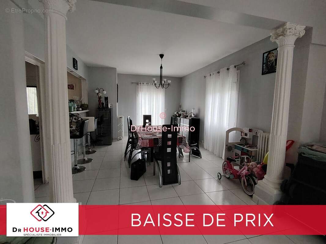 Maison à FERRIERES-EN-GATINAIS